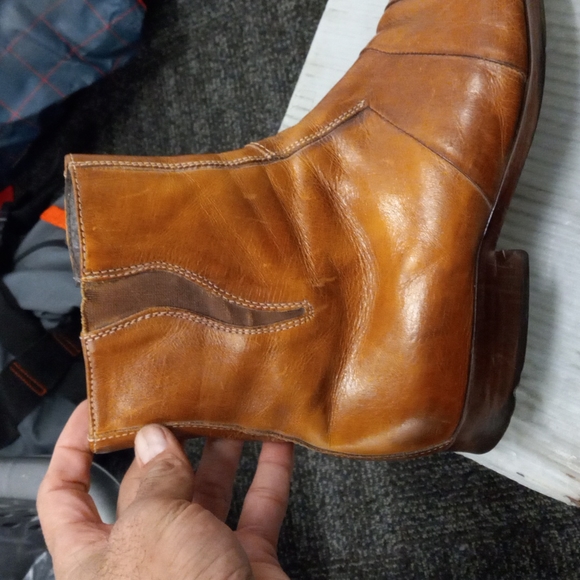 Kenneth Cole REACTION sz 14 zip up boots - Picture 4 of 17